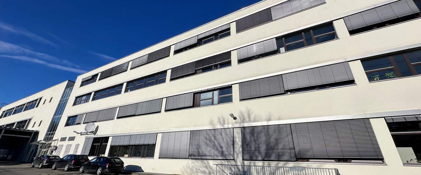 Neckartenzlingen 廠, 德國